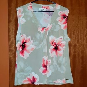 Calvin Klein Women’s Floral Sleeveless Blouse